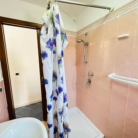 Giu Alla Spiaggia Appartement Ponza